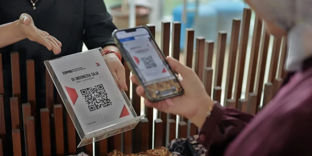 Mengapa QRIS Menjadi Bagian Penting Bisnis Kafe?