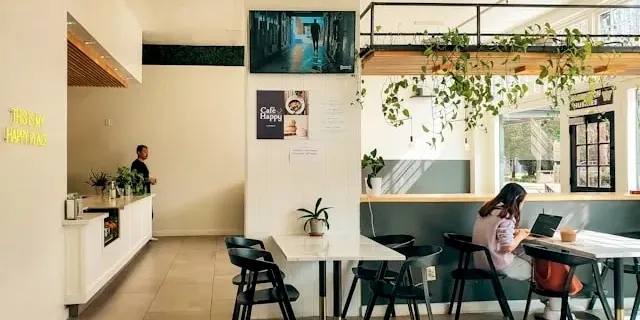 Mengapa Kafe dengan Konsep Sederhana Semakin Diminati?