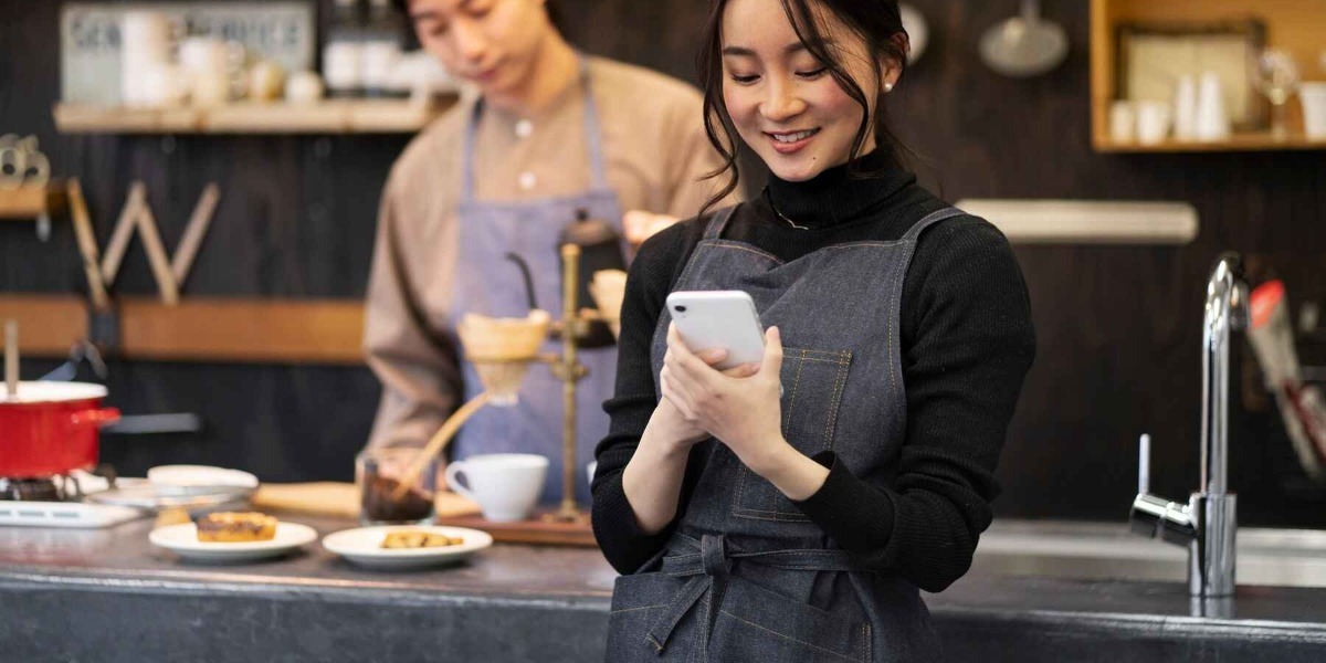 Mengapa Banyak Kafe Mulai Menggunakan Konsep Self-Service?