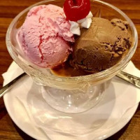 ES krim 2 scoop